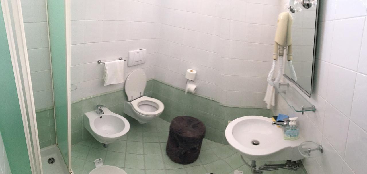 אלבה אדריאטיקה Claudia Residence מראה חיצוני תמונה